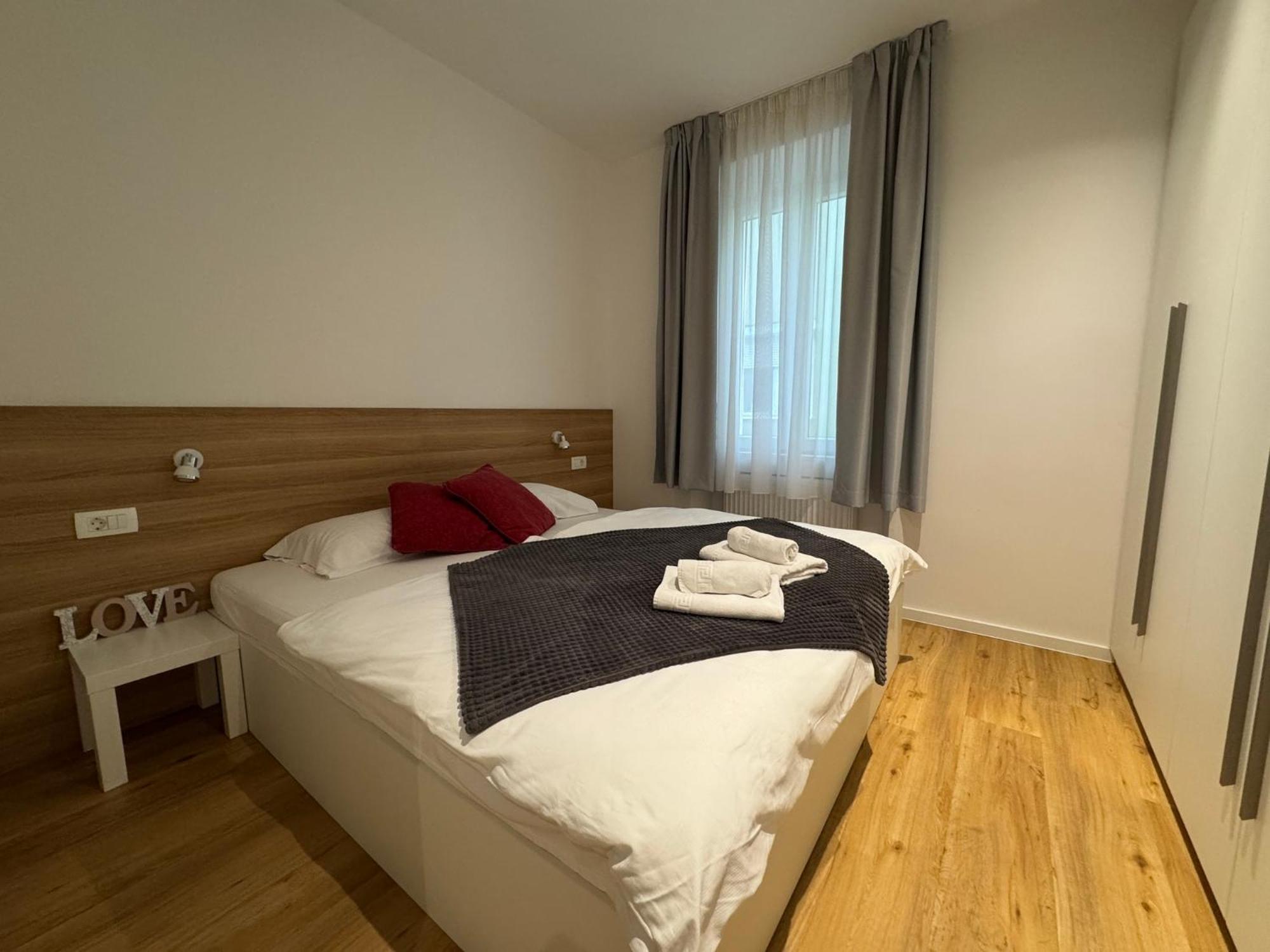 Apartments Tivoli Ljubljana Luaran gambar